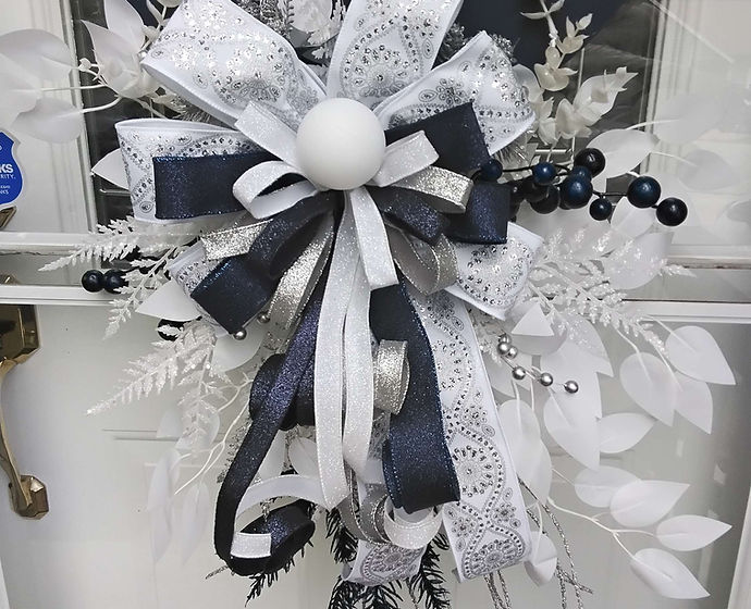 O'HOLY Night Door Hanger