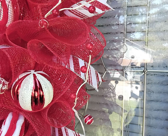 Peppermint Christmas Wreath