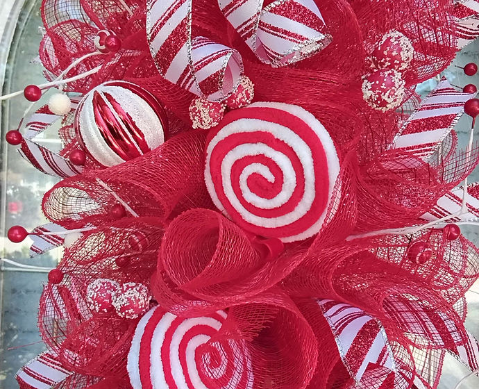 Peppermint Christmas Wreath