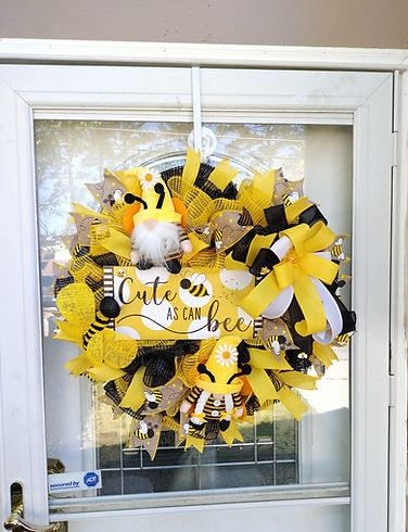 Bumble Bee Wreath