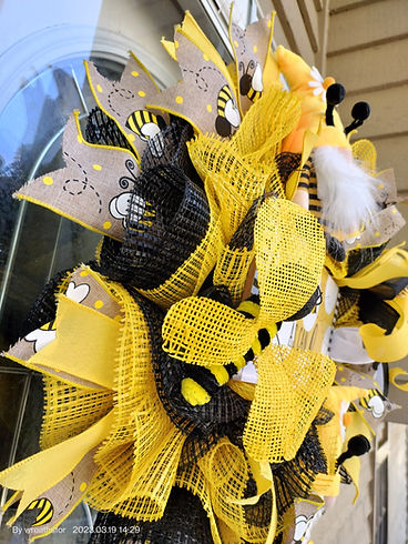 Bumble Bee Wreath