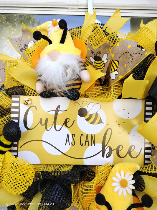 Bumble Bee Wreath