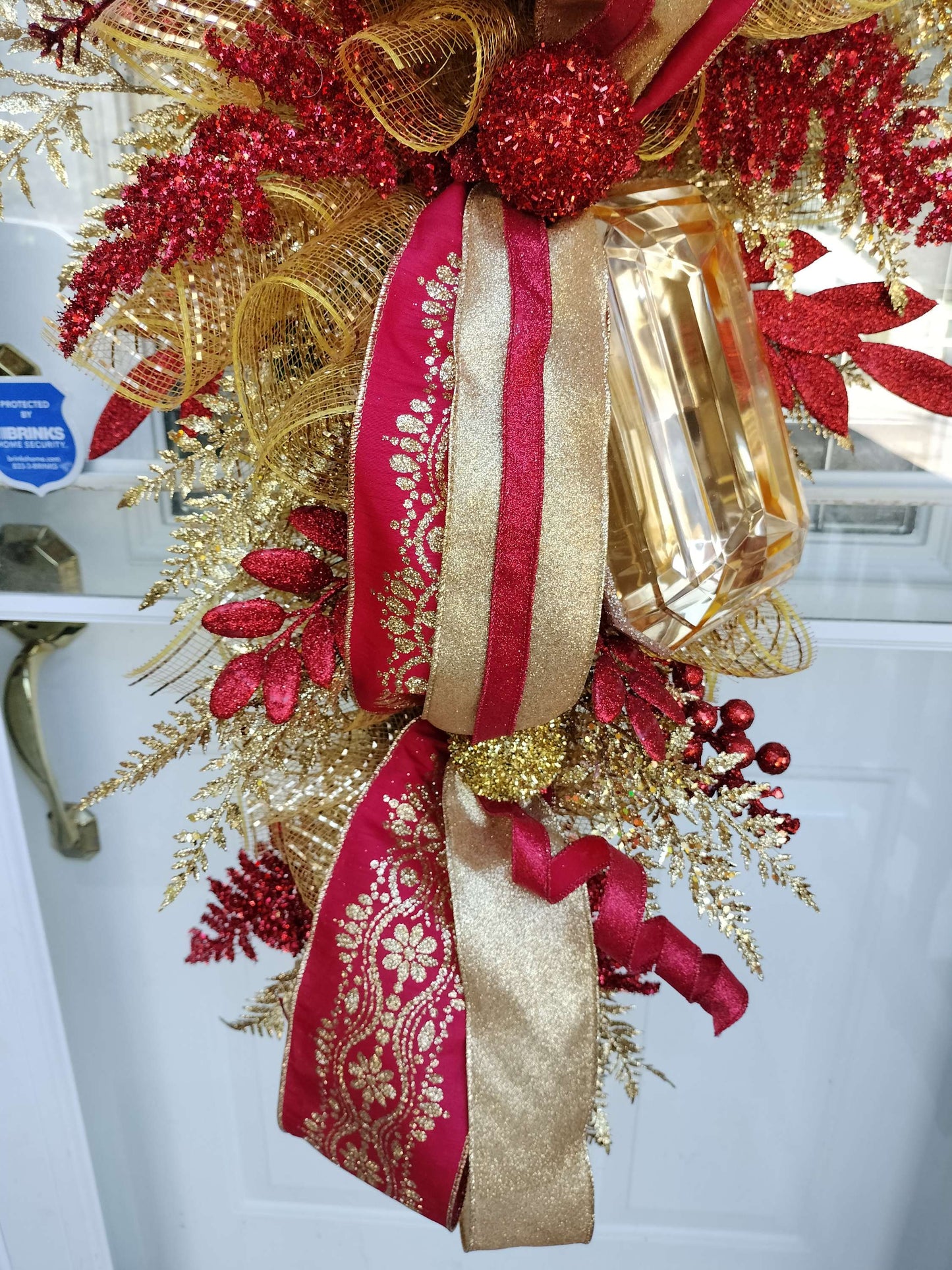 Luxurious Red & Gold Holiday Swag – Elegant Christmas Door Decoration