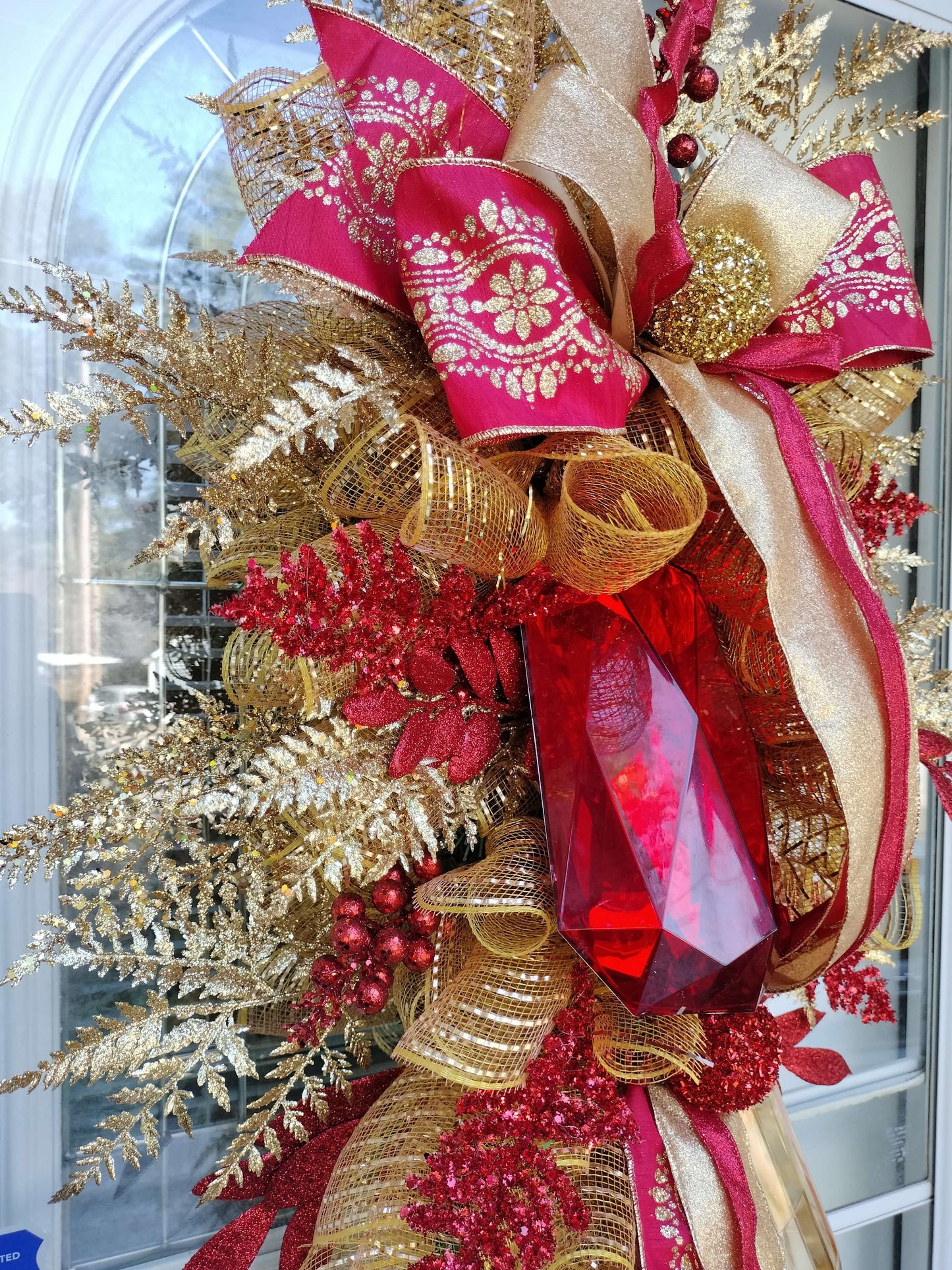 Luxurious Red & Gold Holiday Swag – Elegant Christmas Door Decoration