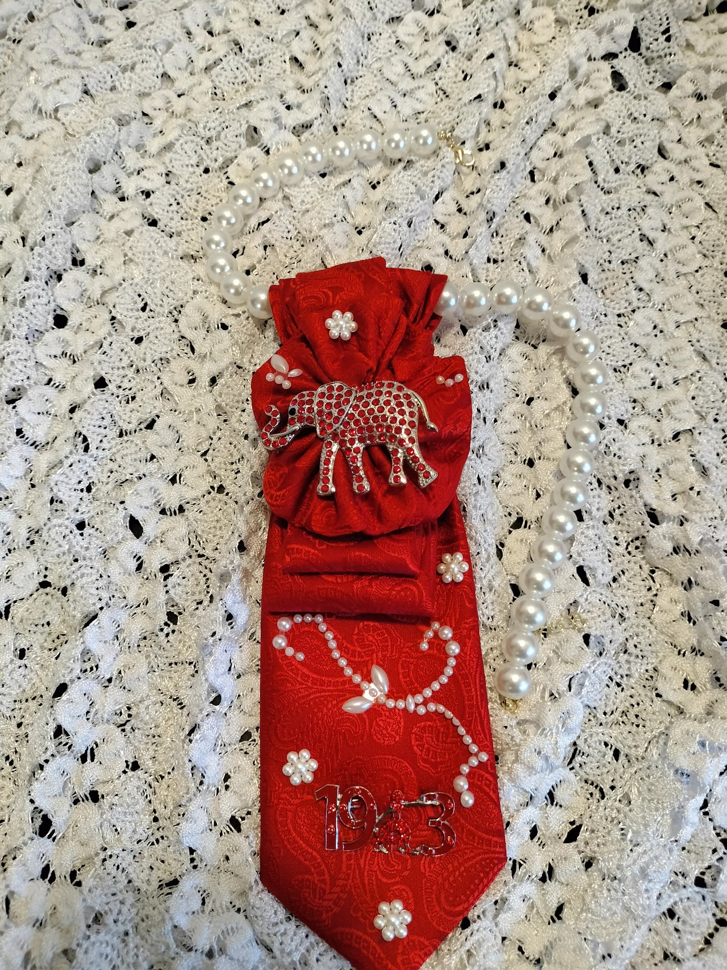 Elegant Red Pearl Cap and Tie Set